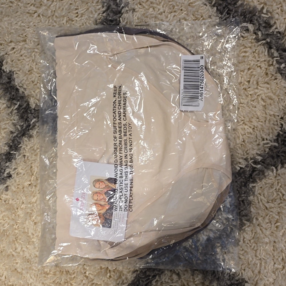 Silky brief underwear